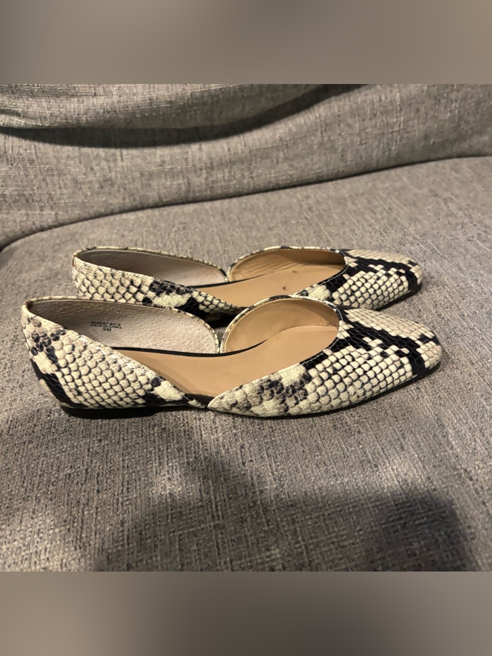 Ann Taylor Snakeskin Leather D’Orsay Flats 🥿 Well Loved